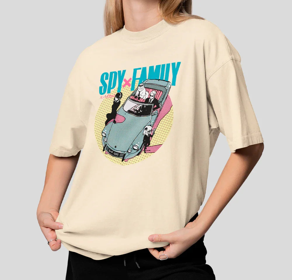 Camiseta Básica Unissex Spy x Family Carro- pérola