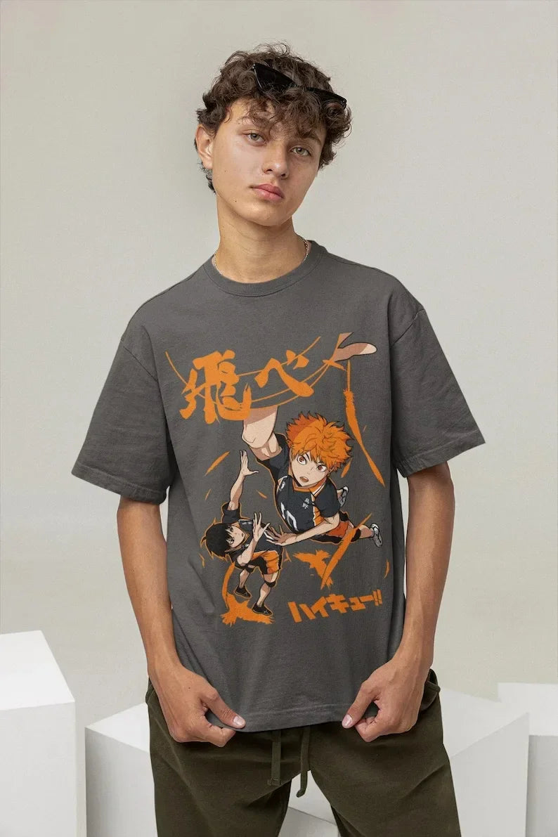 Camiseta Básica Unissex Haikyuu Fly Higt- Cinza