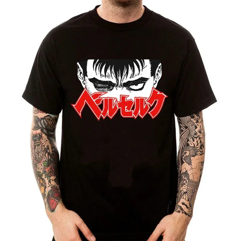 Camiseta Básica Unissex Berserk Guts Face- preto