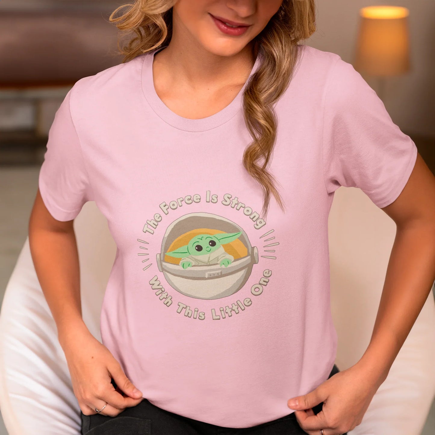 Camiseta Básica Unissex The Mandalorian The Force Is Strong