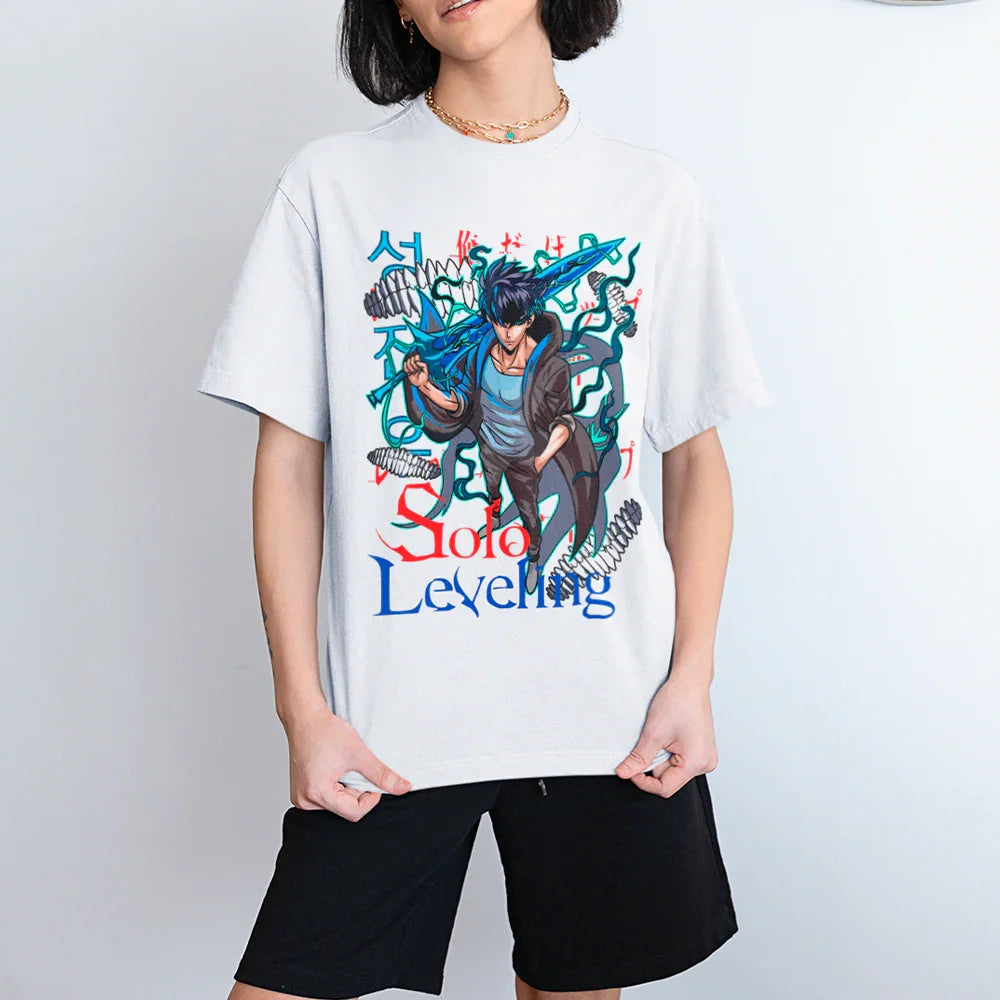 Camiseta Básica Unissex Solo Leveling Sung Espada Azul
