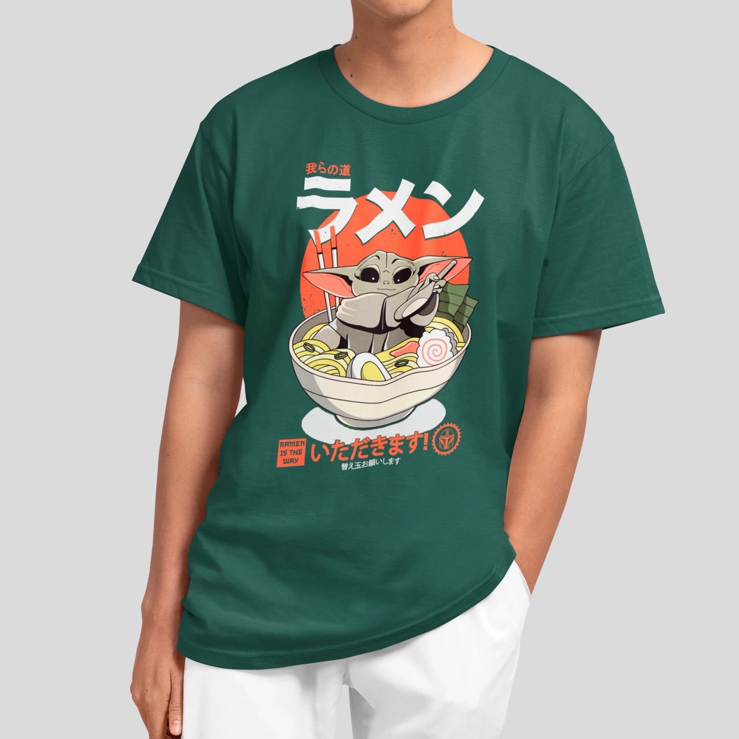 Camiseta Básica Unissex Ramen Baby Yoda Mandalorian Kanji