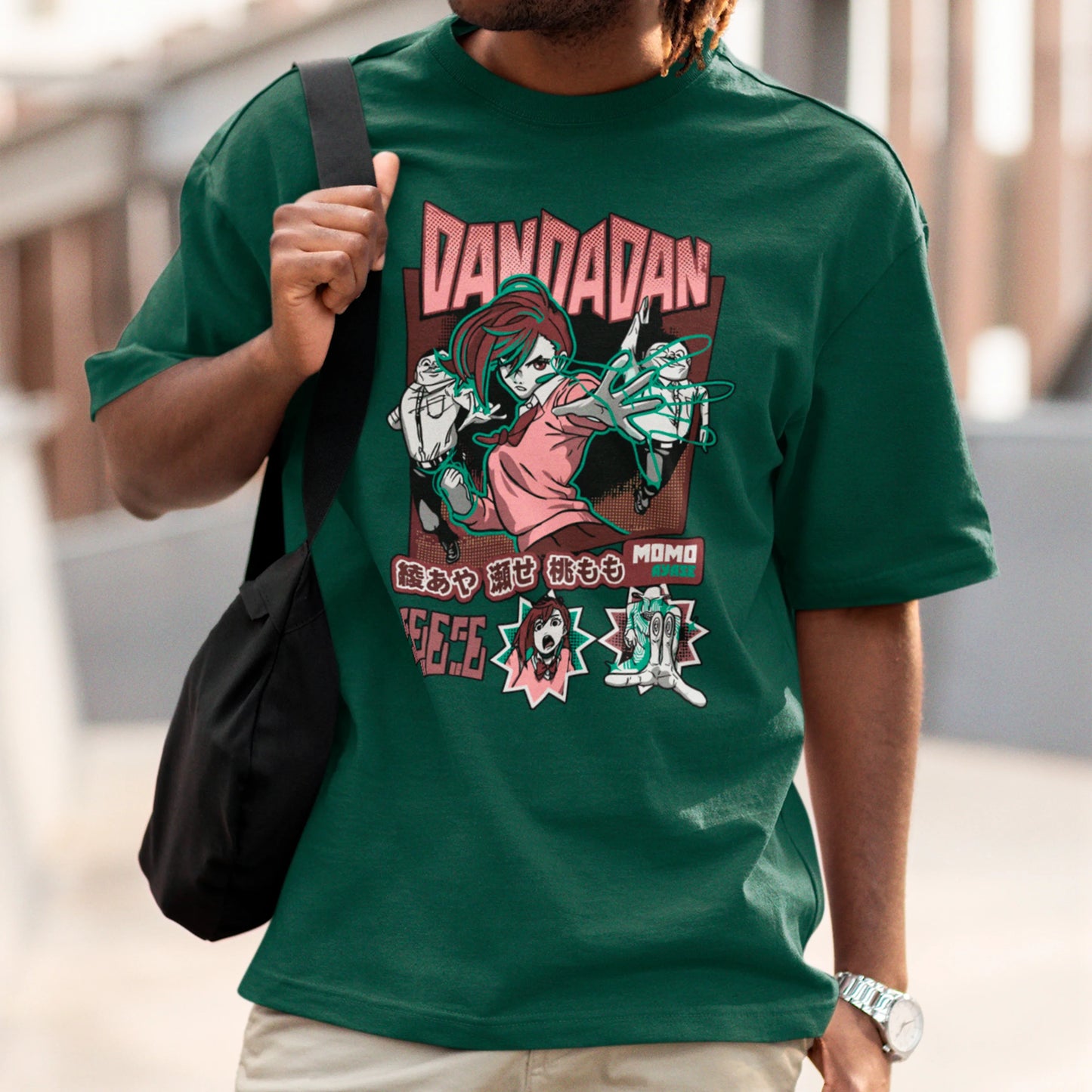 Camiseta Básica Unissex Momo Ayase Aliens Dandadan