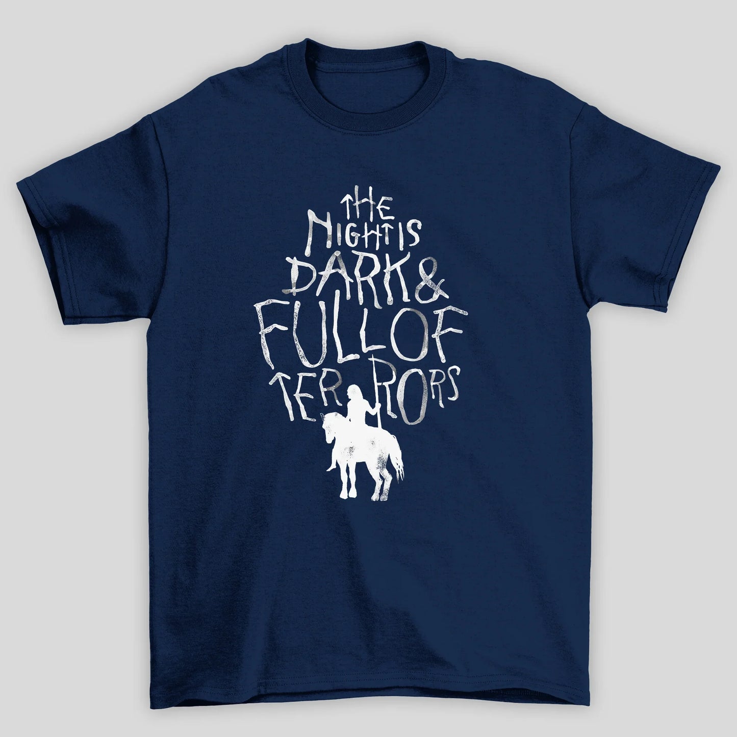 Camiseta Básica Unissex The Nightis Dark Game Of Thrones