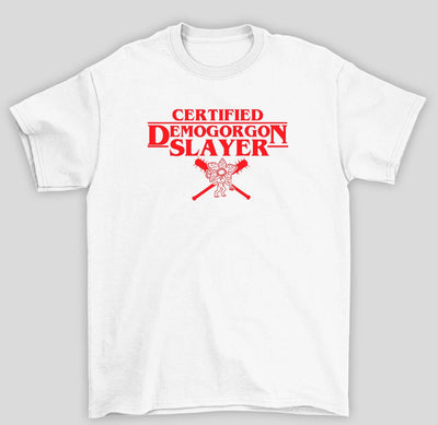 Camiseta Básica Unissex Stranger Things Certified Demogorgon Slayer