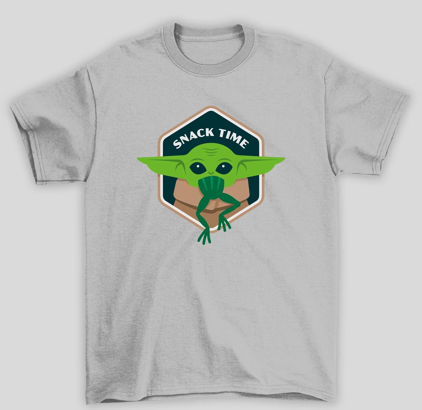 Camiseta Básica Unissex The Mandalorian Snack Time Baby Yoda