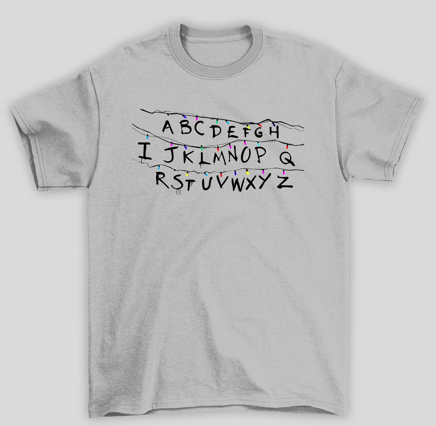 Camiseta Básica Unissex Stranger Things Alfabeto Luzes