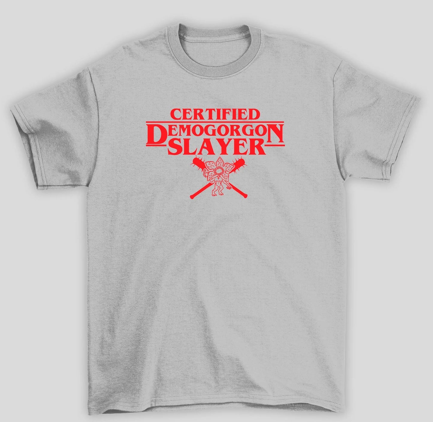 Camiseta Básica Unissex Stranger Things Certified Demogorgon Slayer
