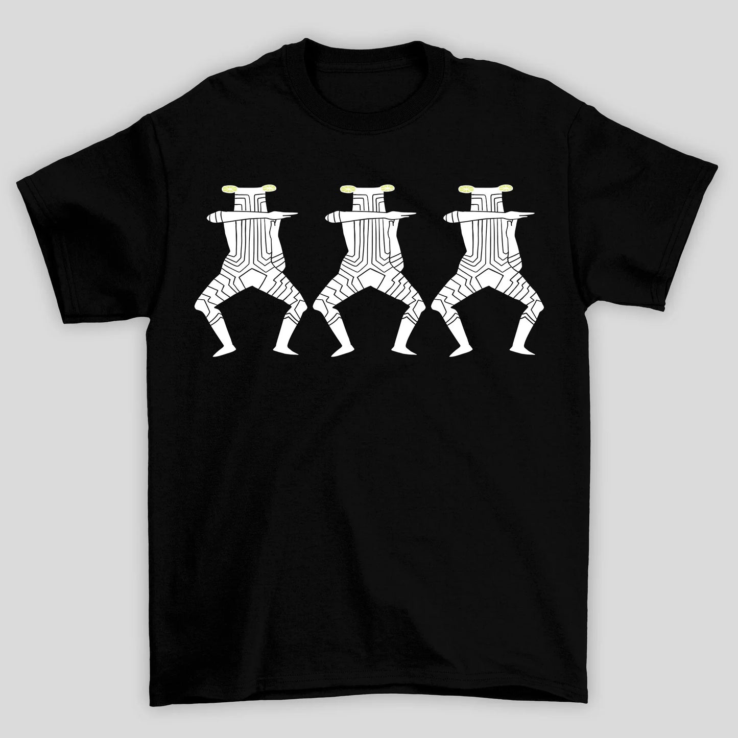 Camiseta Básica Unissex Dandadan 3 Alien Dançando