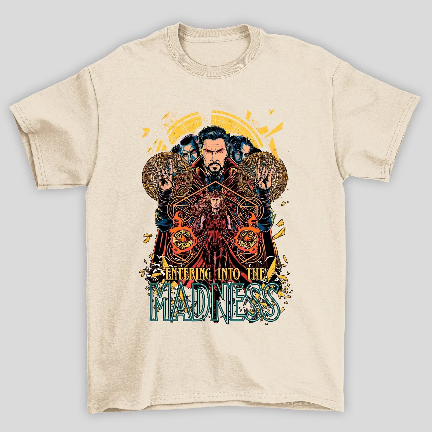 Camiseta Básica Unissex Dr Strange e Feitiçeira Escarlate Madness