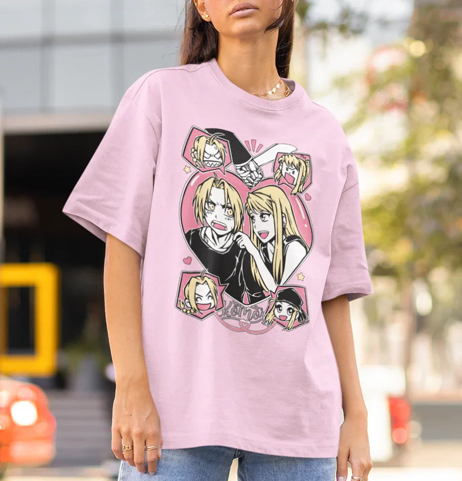 Camiseta Básica Unissex Fullmetal Alchemist Edward e Winry- ROSA BEBE