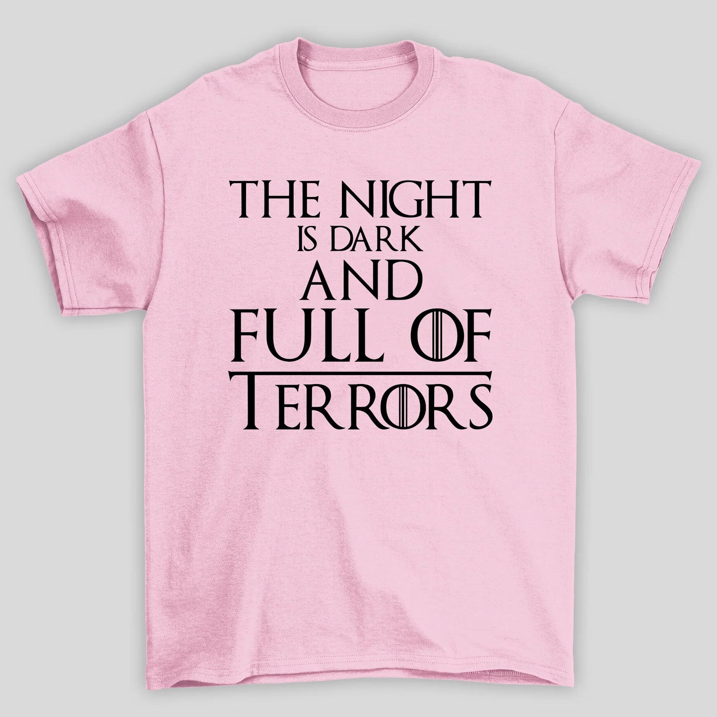 Camiseta Básica Unissex The Night Is Dark Game Of Thrones