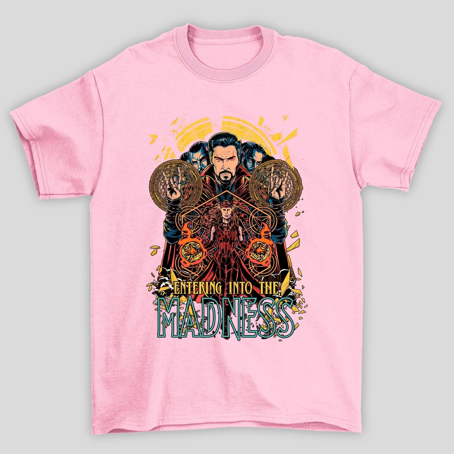 Camiseta Básica Unissex Dr Strange e Feitiçeira Escarlate Madness