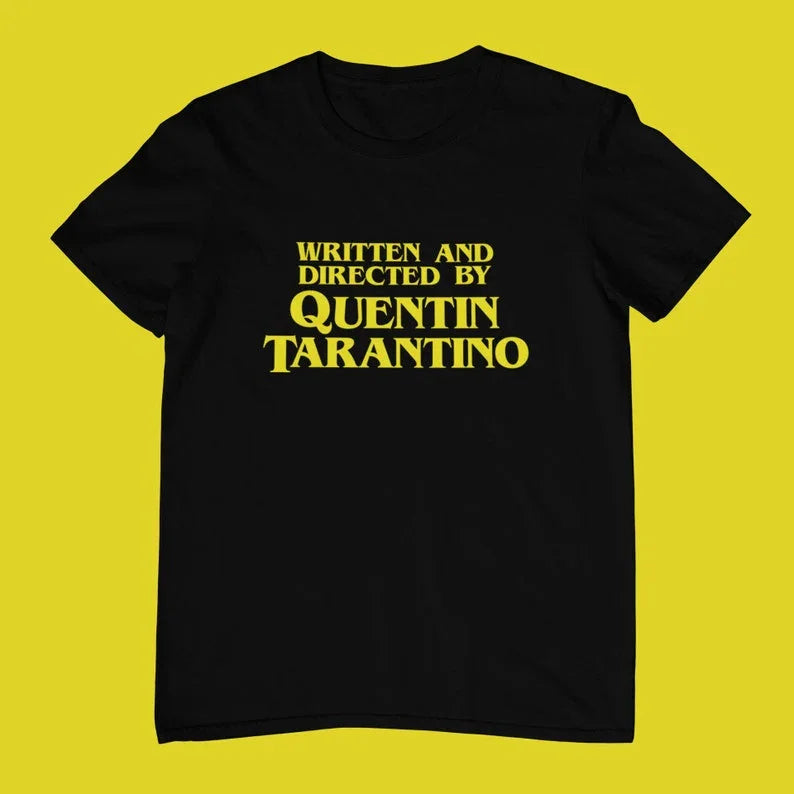 CAMISETA BASICA UNISEX Escrito e dirigido por Quentin Tarantino-preto