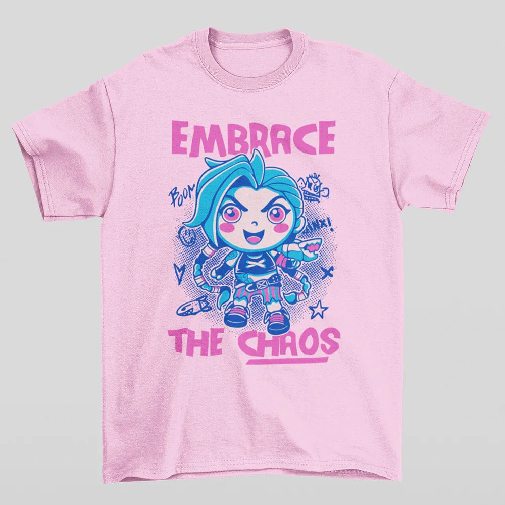 Camiseta Básica Unissex Embrace The Chaos jinx Rosa Bebê