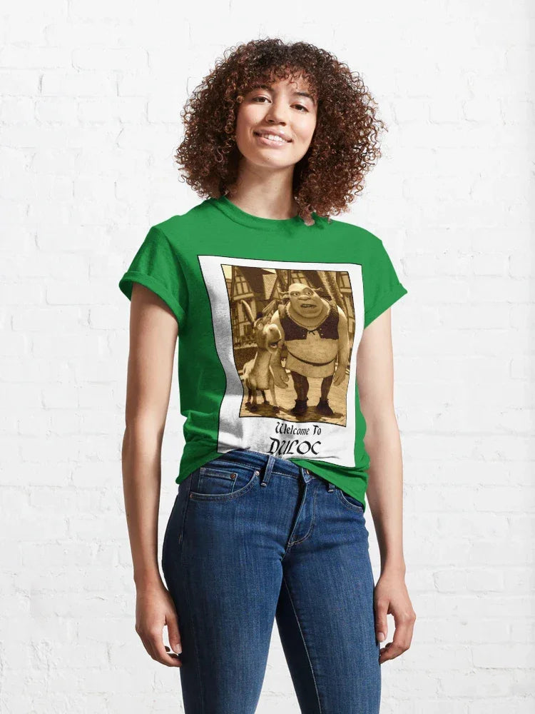 Camiseta Básica Unissex Shrek Welcome To Duloc Photo Verde