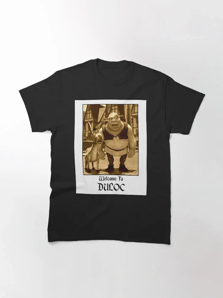 Camiseta Básica Unissex Shrek Welcome To Duloc Photo Preto