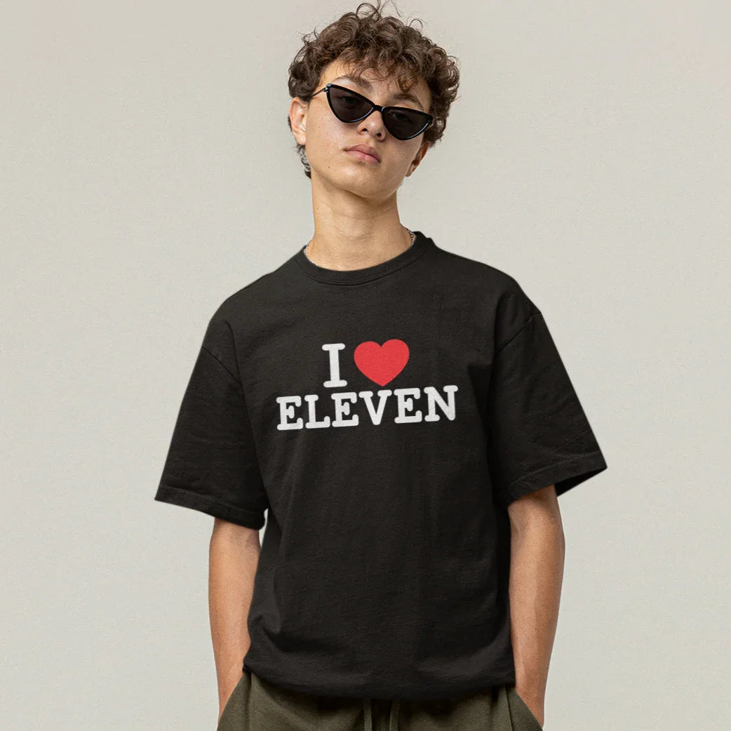 Camiseta Básica Unissex Stranger Things I Love Eleven