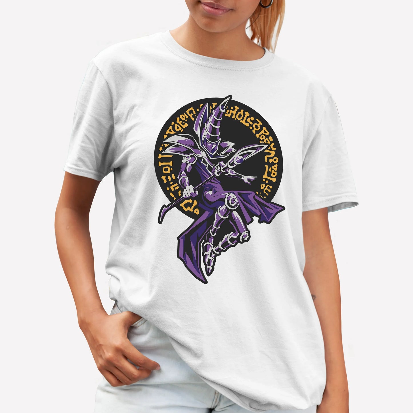 Camiseta Básica Mago Negro Yu-Gi-Oh!-branco