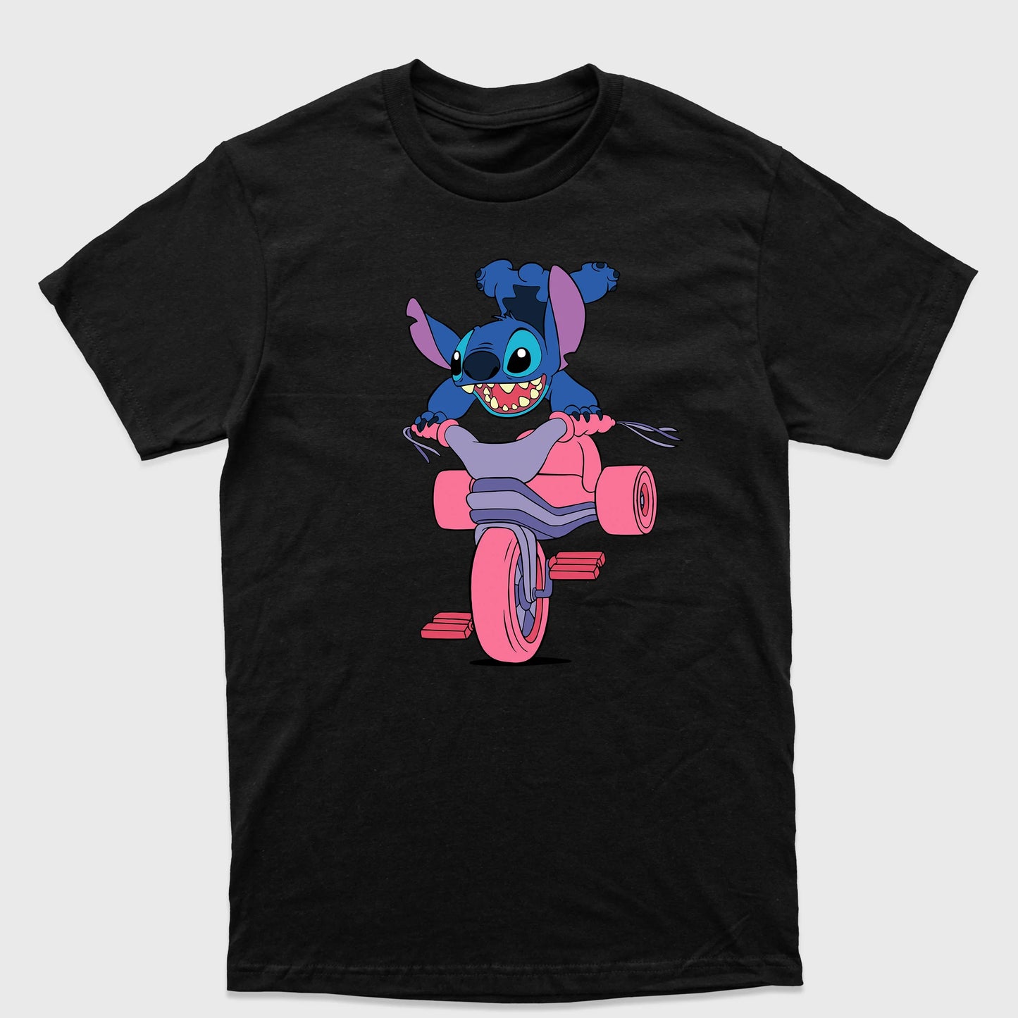 Camiseta Básica Stitch Andando Velotrol