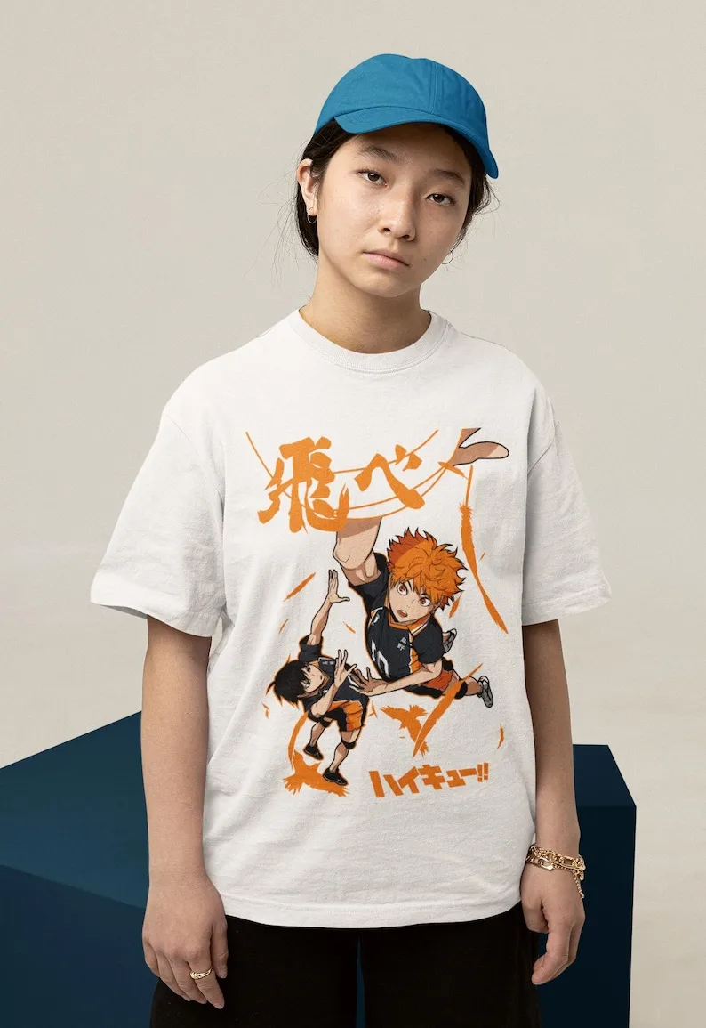 Camiseta Básica Unissex Haikyuu Fly Higt- Branco