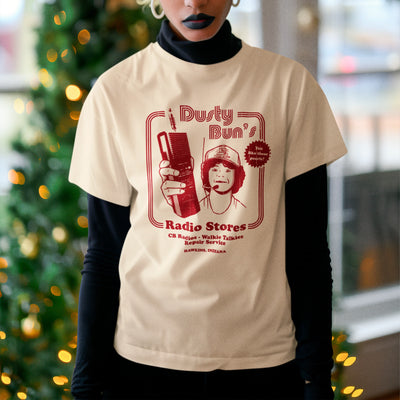 Camiseta Básica Unisses Dusty Buns Stranger Things