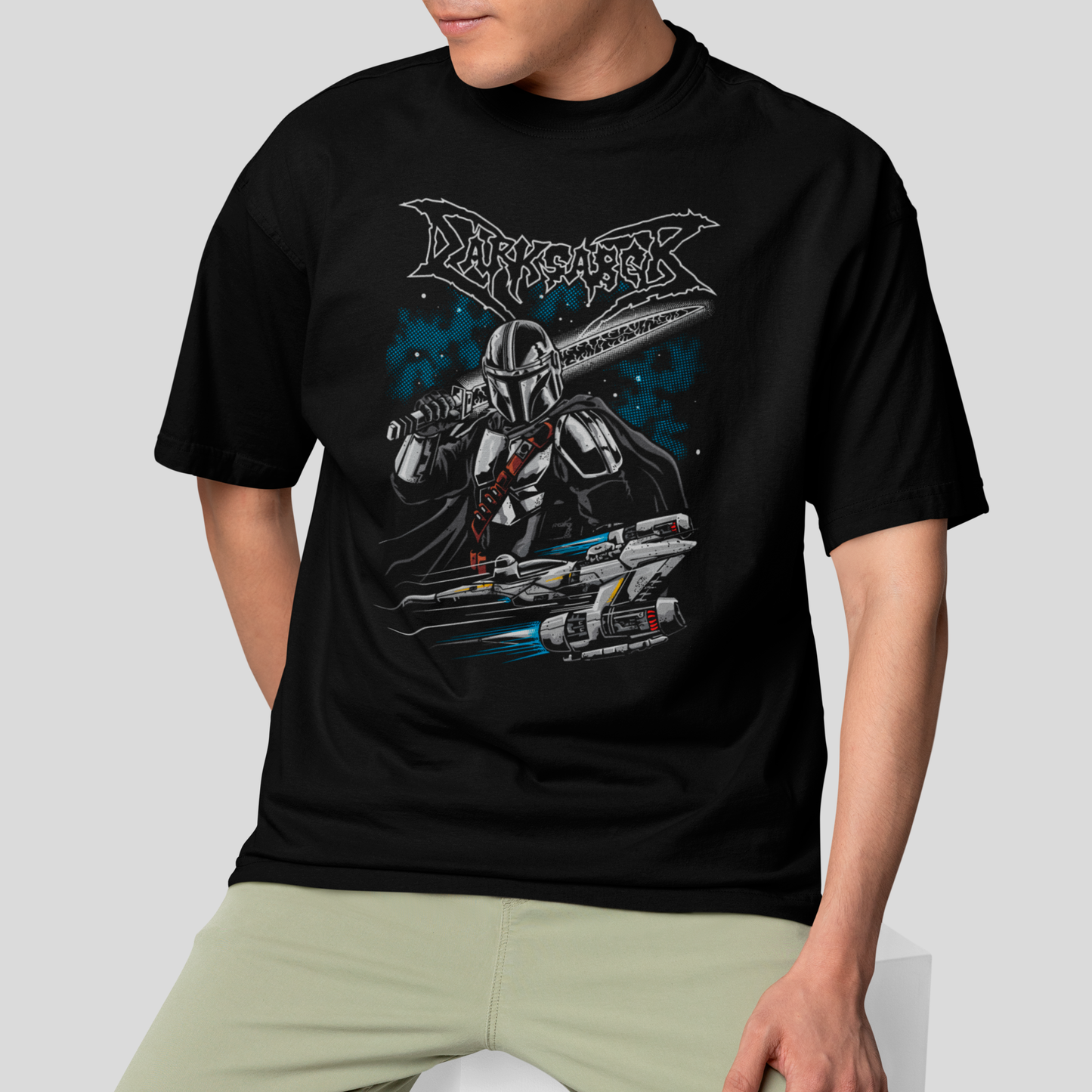 Camiseta Básica Unissex Mandalorian Espada Nave