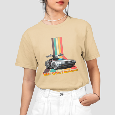 Camiseta Básica Unissex We Dont Need Roads Back To Future
