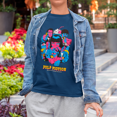 Camiseta Básica Unissex Arte Pop Azul Magenta Pulp Fiction