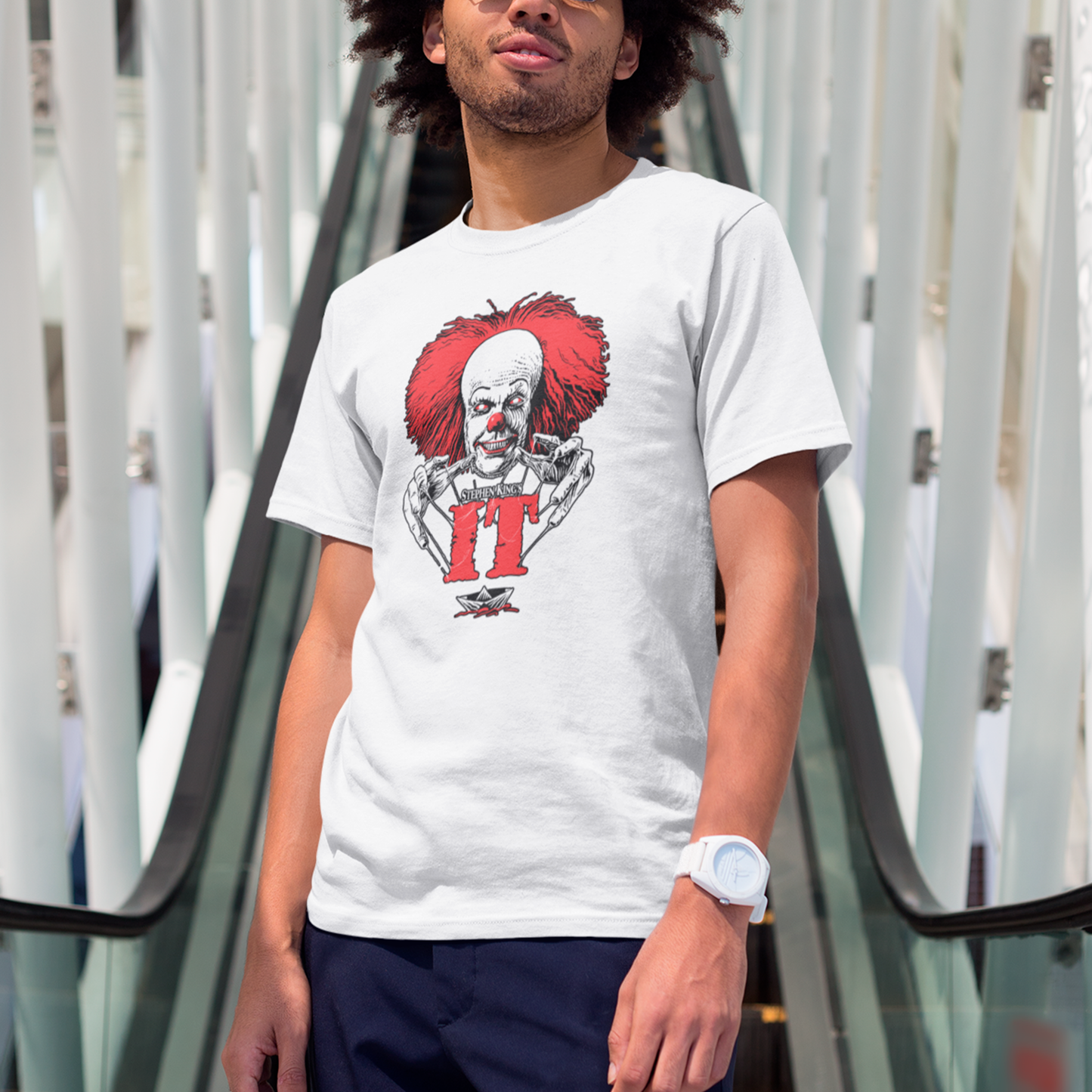 Camiseta Básica Unissex Stephen Kings Old IT A Coisa