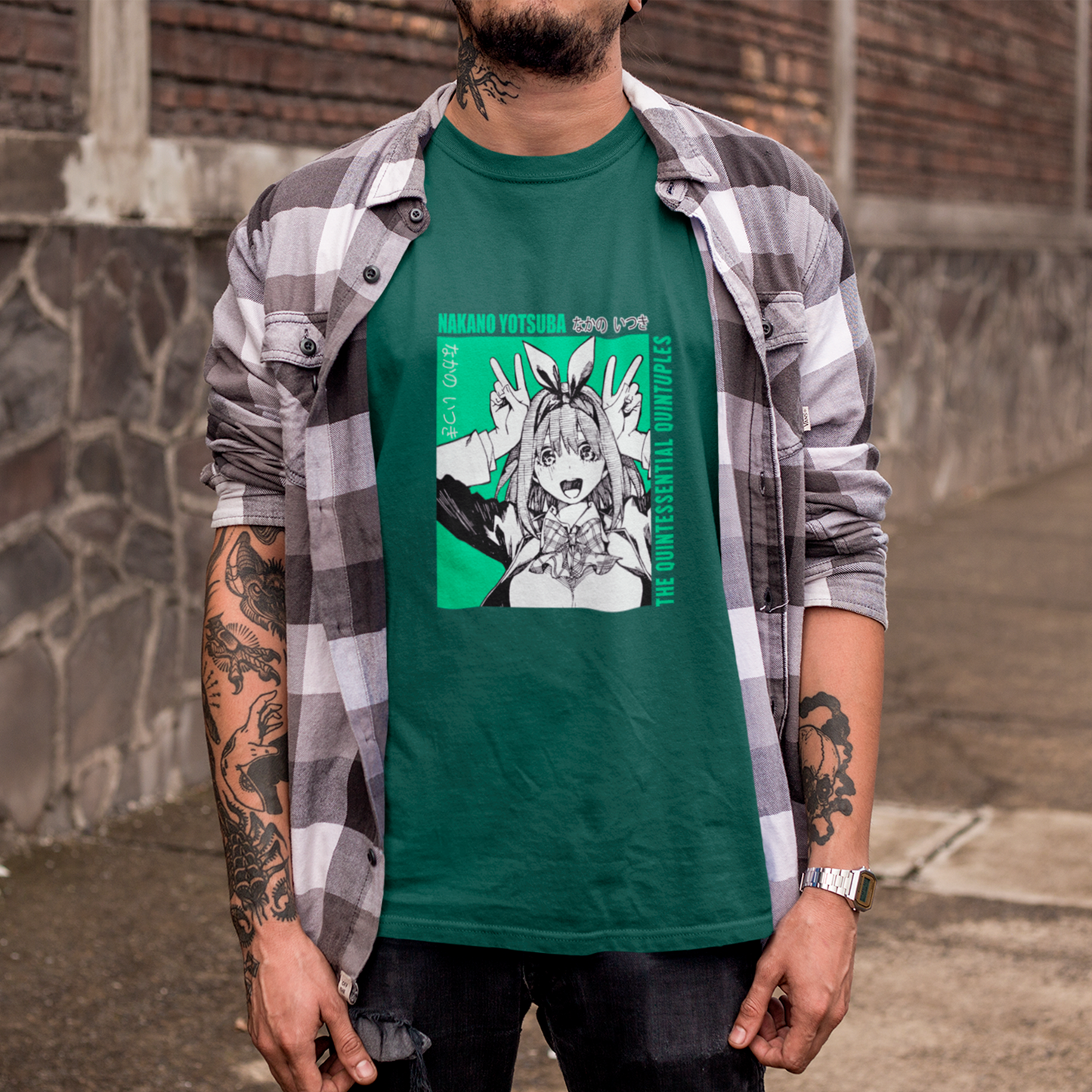 Camiseta Básica Unissex The Quintessential Quintuplets Nakano Yotsuba Kanji