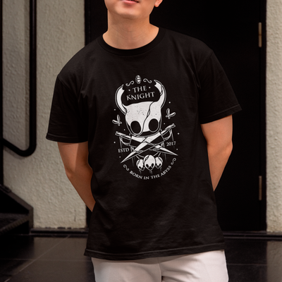 Camiseta Básica Unissex Hollow Knight The Knight Espadas