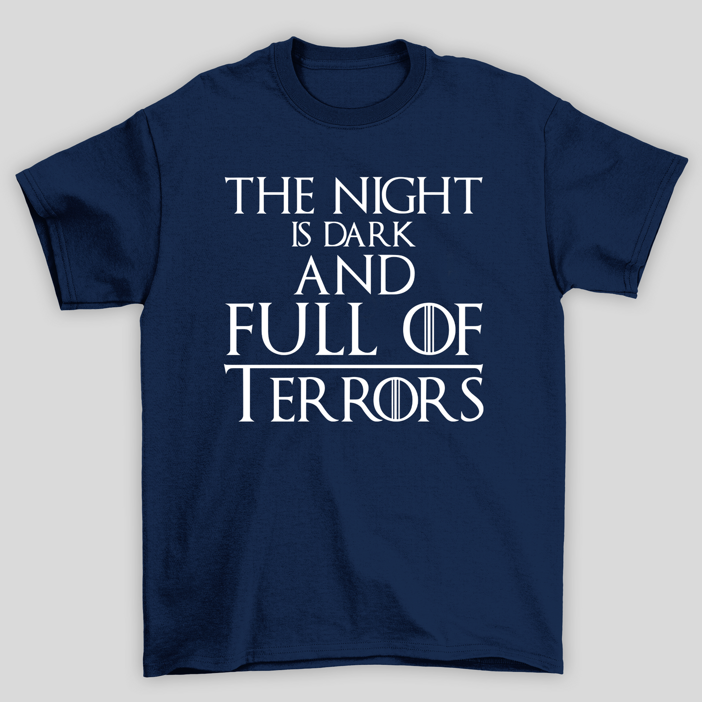 Camiseta Básica Unissex The Night Is Dark Game Of Thrones