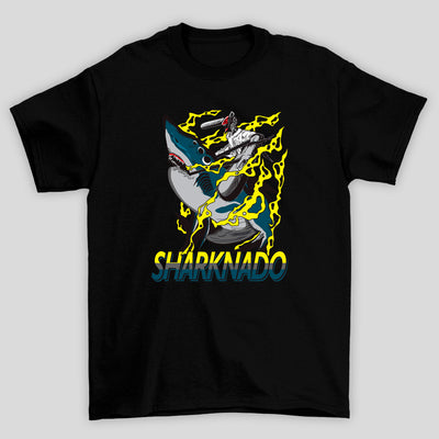 Camiseta Básica Unissex Chainsaw Man Sharknado
