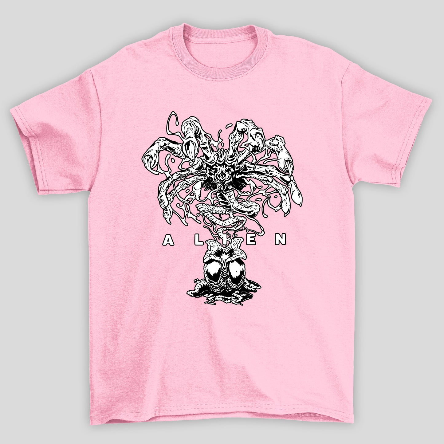 Camiseta Básica Unissex Alien Ovo