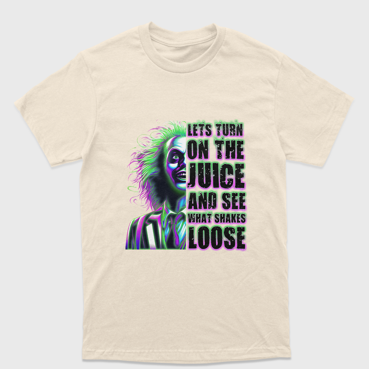 Camiseta Básica Unissex Lets Turn On The Juice Beetlejuice