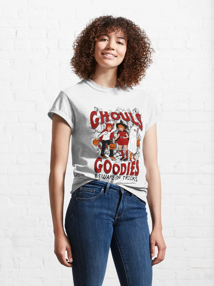 Camiseta Básica Unissex Ghouls Goodies Tricks