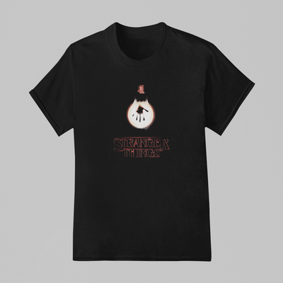 Camiseta Básica Unissex Stranger Things Logo Shine