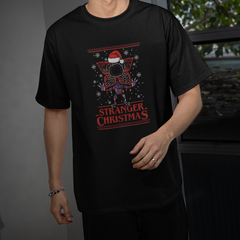 Camiseta Básica Unissex Stranger Things Christmas