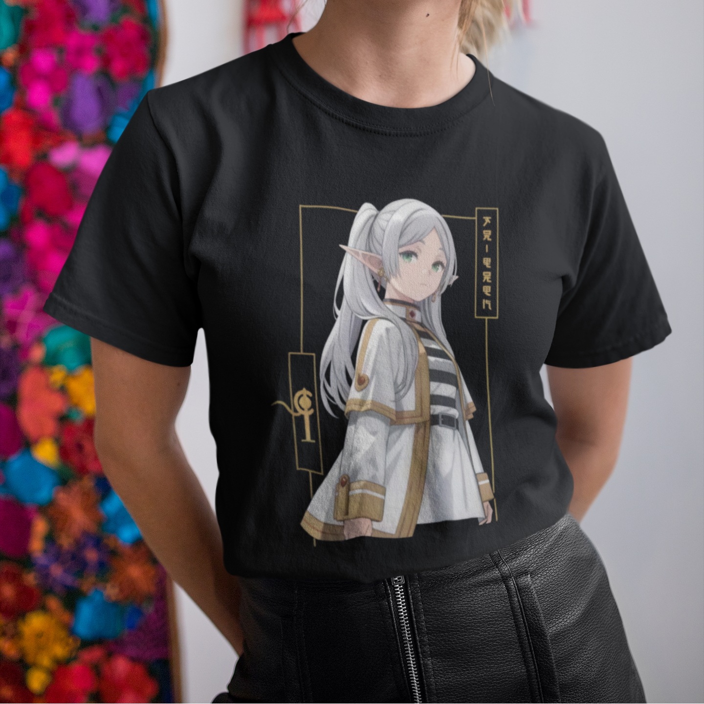 Camiseta Básica Unissex Frieren Golden