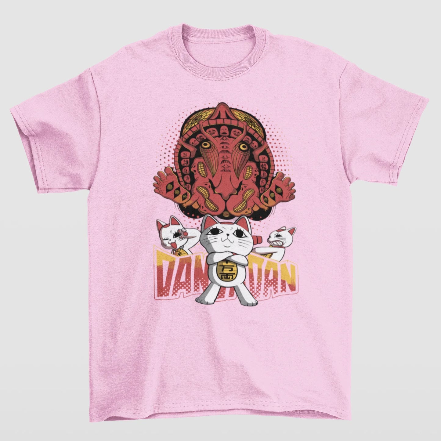 Camiseta Básica Unissex Vovó Turbo Cat Dandadan- Rosa bebê