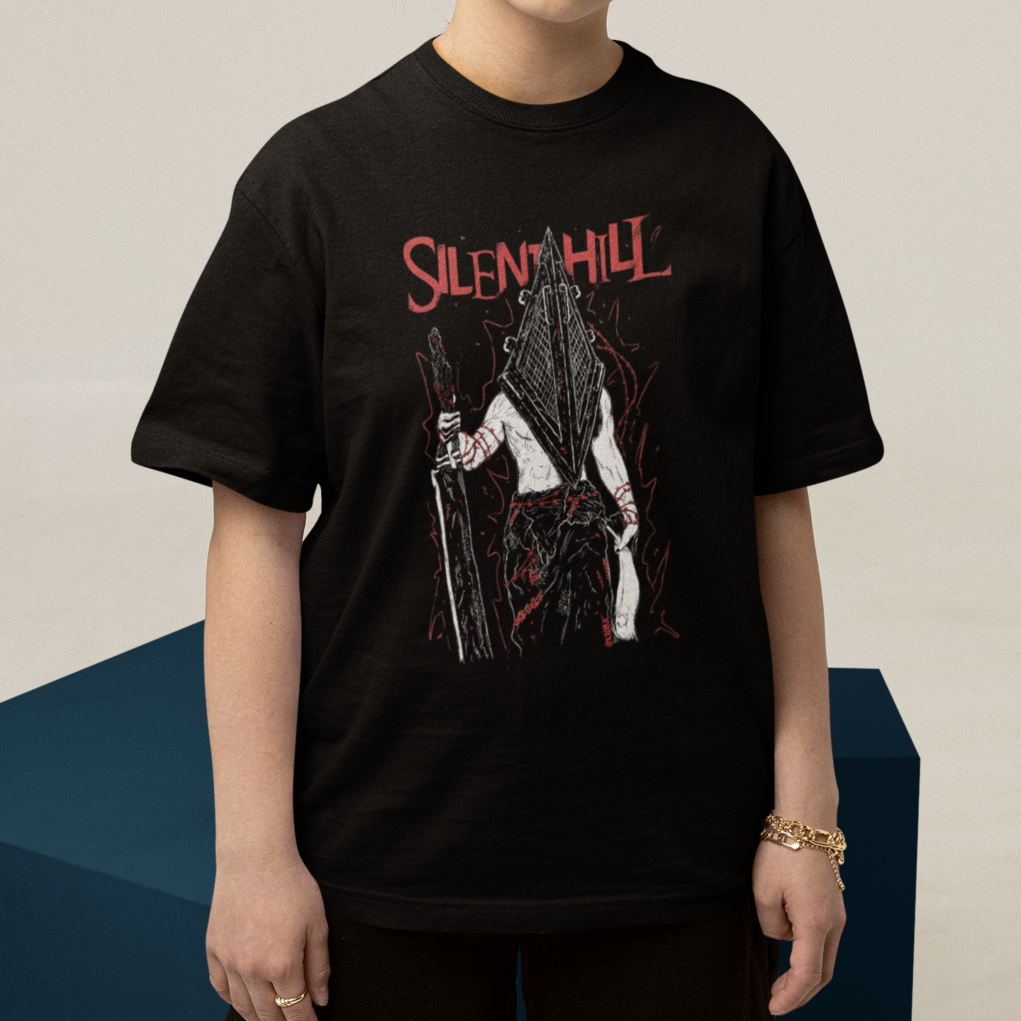 Camiseta Básica Unissex Silent Hill Pyramid Head