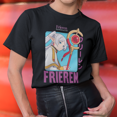 Camiseta Básica Unissex Frieren Collage Graphic