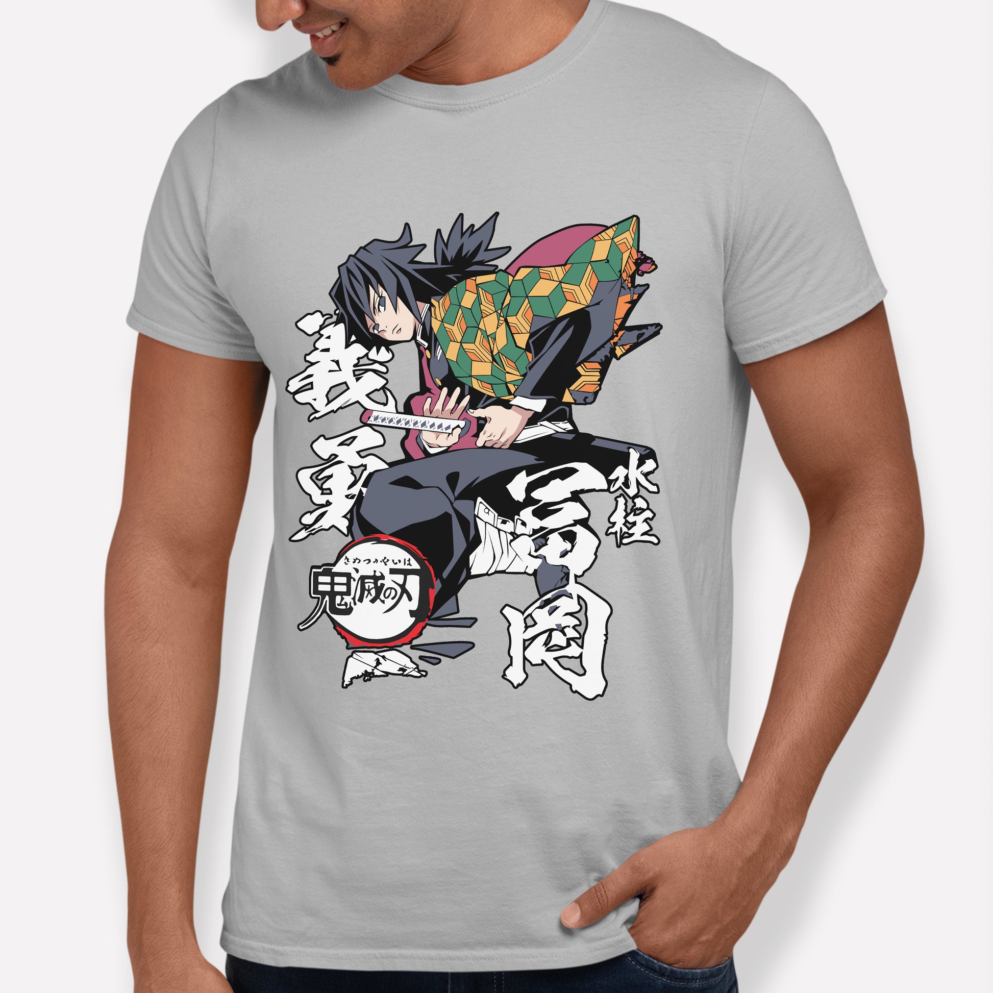 Camiseta Giyu Tomioka Demon Slayer-cinza