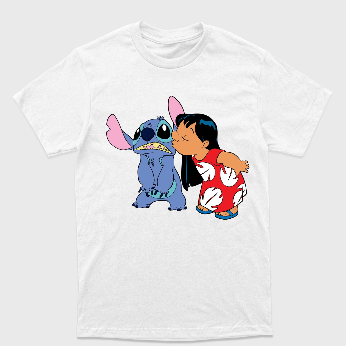 Camiseta Básica Lilo Beijando Stitch