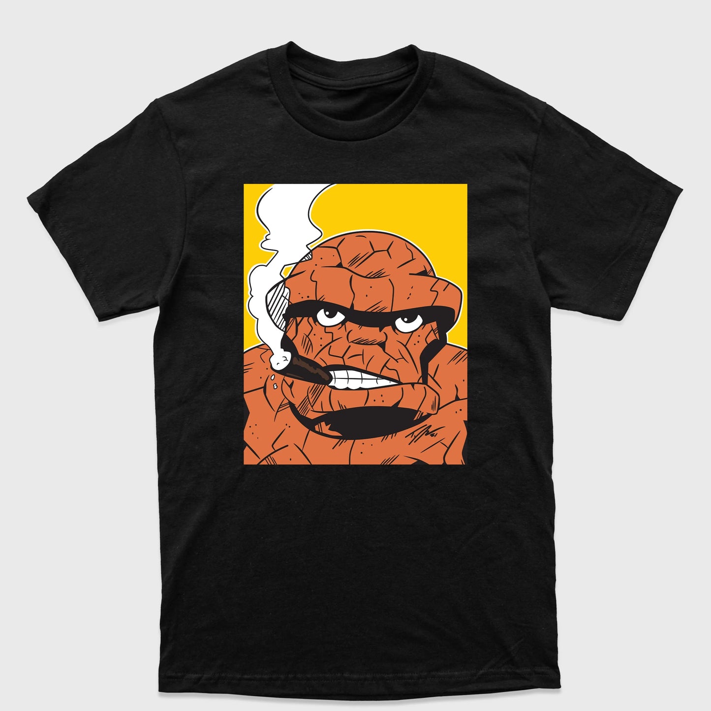 Camiseta Básica Coisa Fumando Quarteto Fantástico Preto